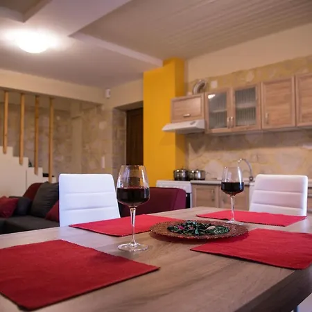 Villa Uphoria Villas *